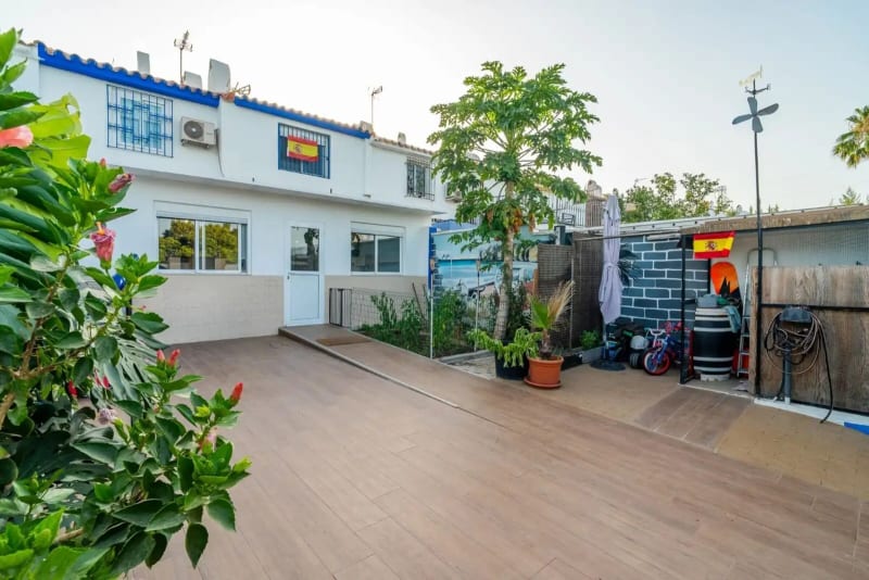 Rekkehus til salgs i Atalaya, Estepona