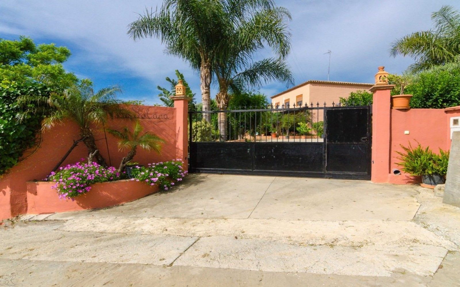 Villa til salgs i Estepona, Bilde 2