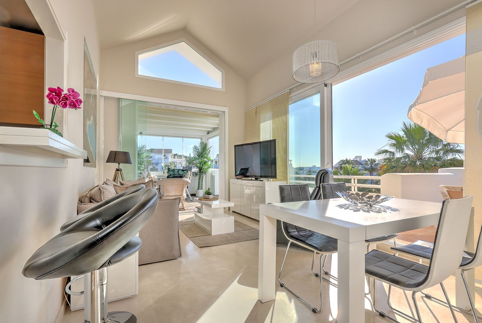 Penthouse til salgs i Casares, Bilde 2