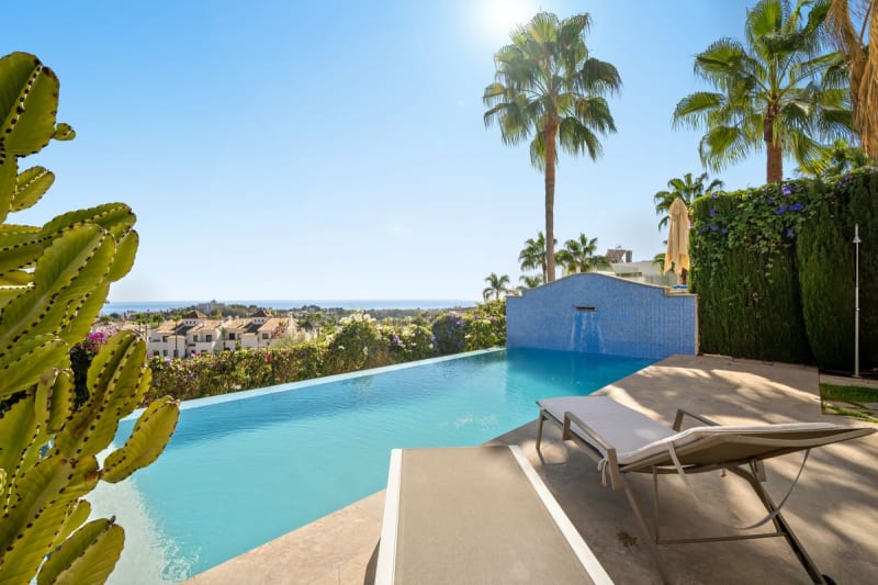 Frittliggende villa til salgs i El Paraiso
