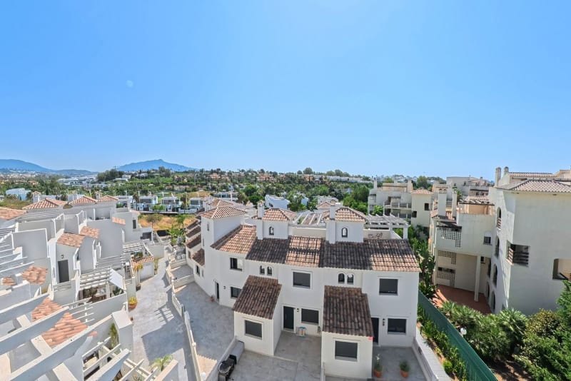 Rekkehus til salgs i El Campanario, Estepona