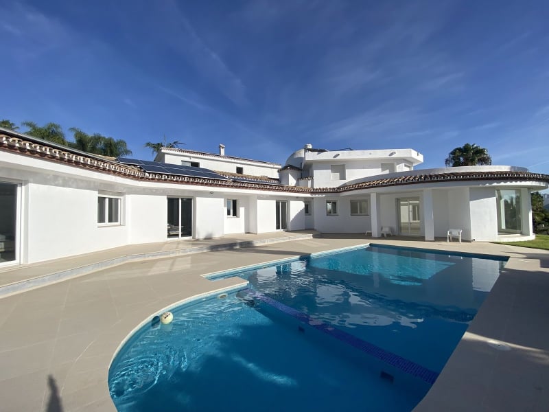 Frittliggende villa til salgs i El Paraiso