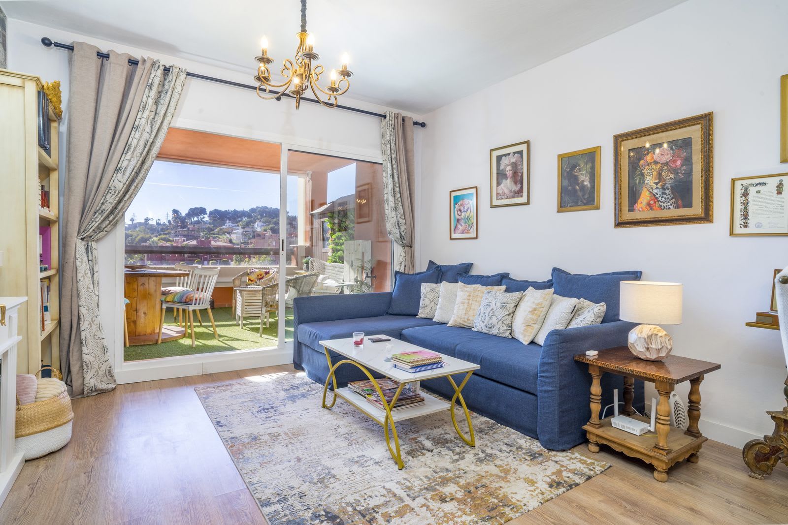 Leilighet midt i bygget til salgs i Reserva de Marbella, Bilde 2