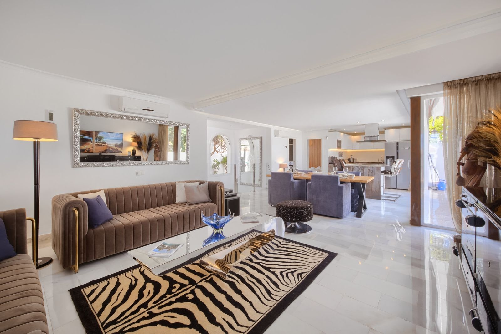 Frittliggende villa til salgs i Mijas Costa, Bilde 2