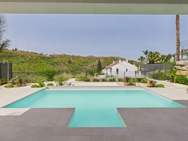 Villa for sale in La Duquesa