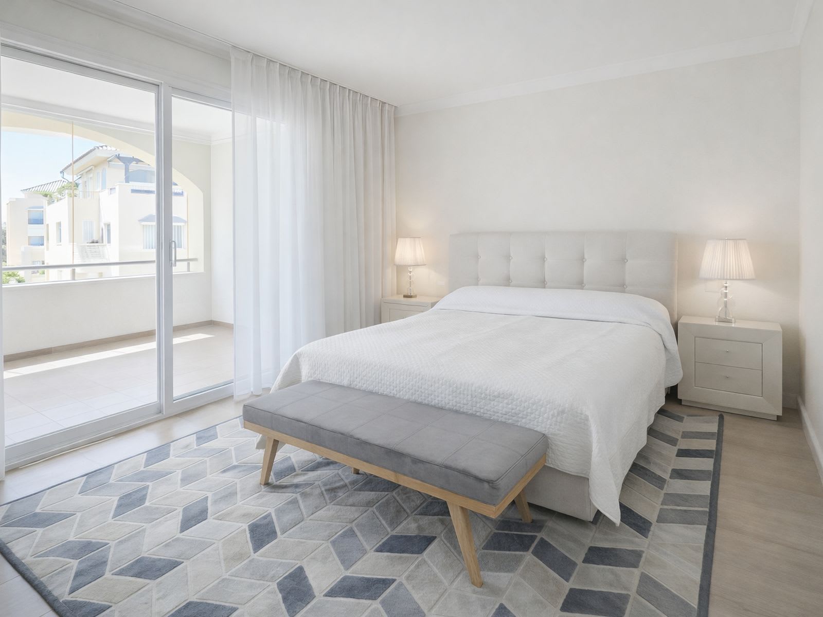 Leilighet i første etasje til salgs i Elviria, Bilde 3