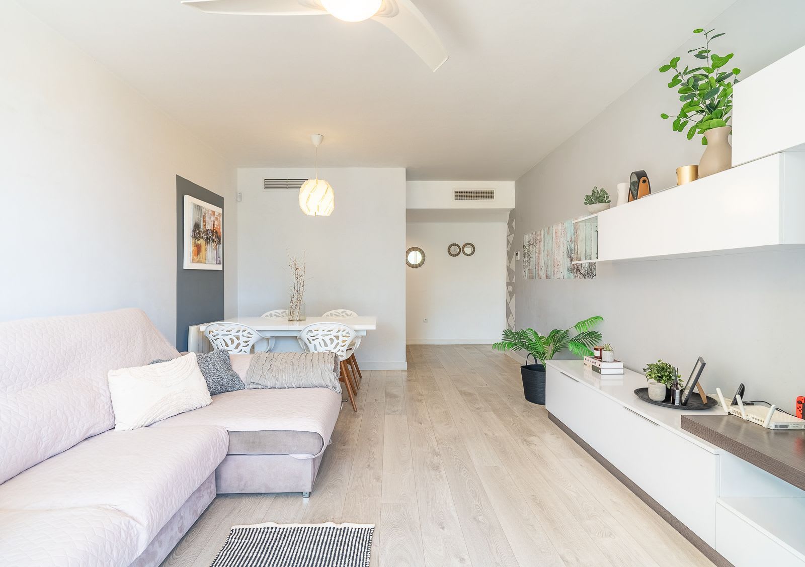 Leilighet midt i bygget til salgs i La Cala Hills, Bilde 2