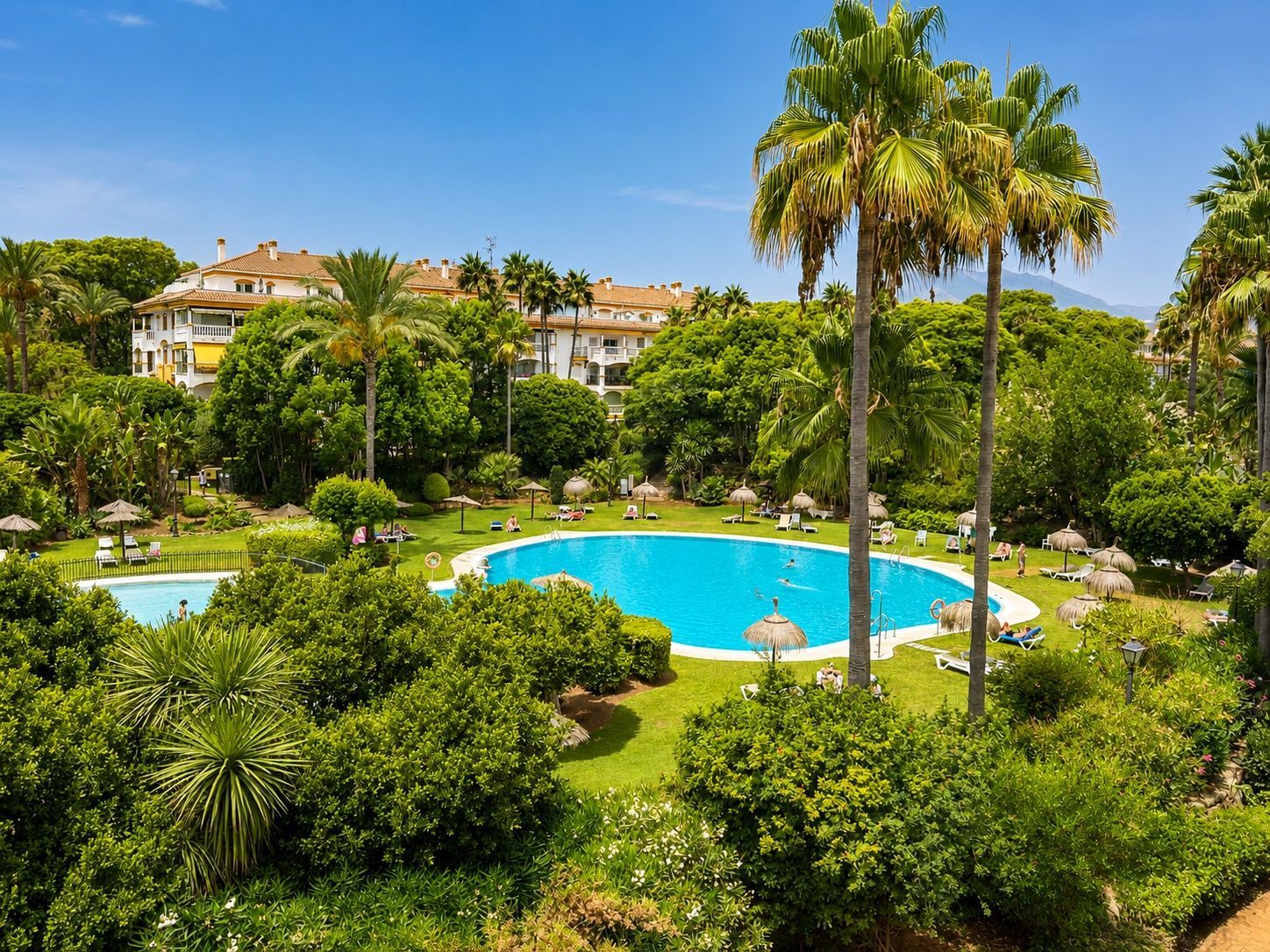 Leilighet til salgs i La Dama de Noche-La Alzambra, Marbella, Bilde 2