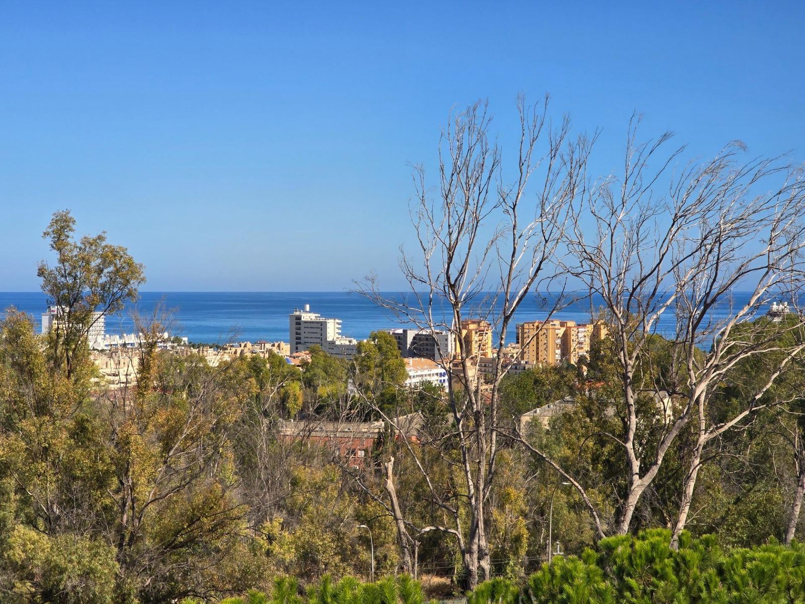 Frittliggende villa til salgs i Torremolinos, Bilde 3