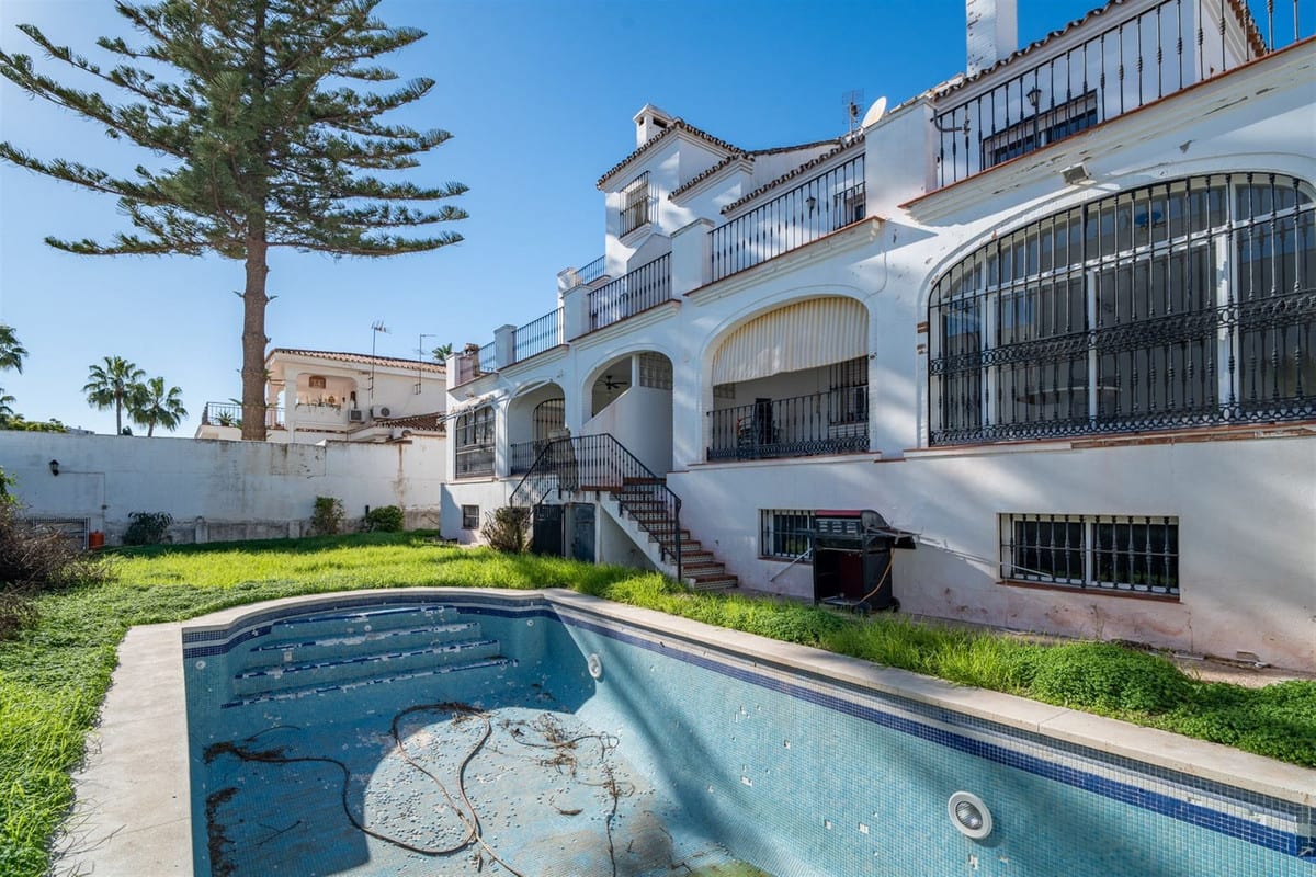 Villa til salgs i Benalmadena, Bilde 2