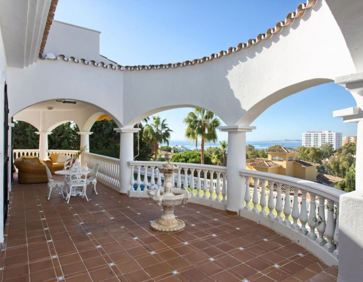 Frittliggende villa til salgs i Torrequebrada, Bilde 2