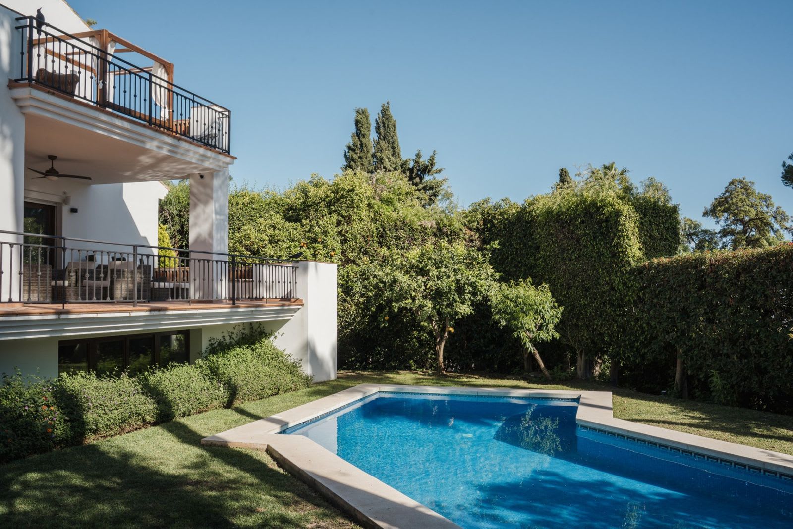 Villa til salgs i El Rosario, Marbella, Bilde 2