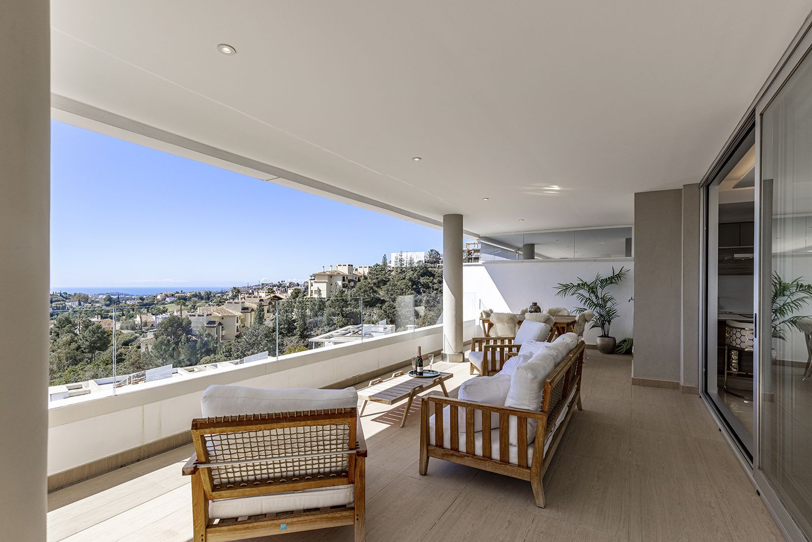 Duplex-penthouse til salgs i Benahavís, Bilde 3