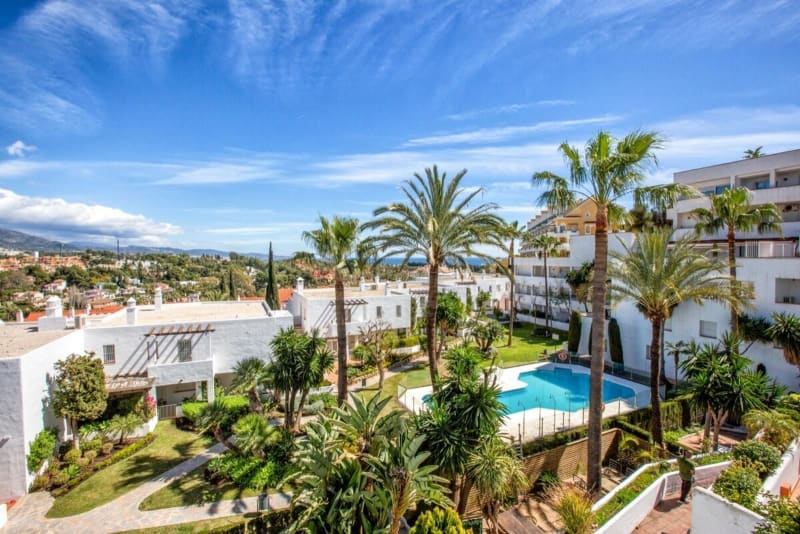 Leilighet midt i bygget til salgs i Nueva Andalucía