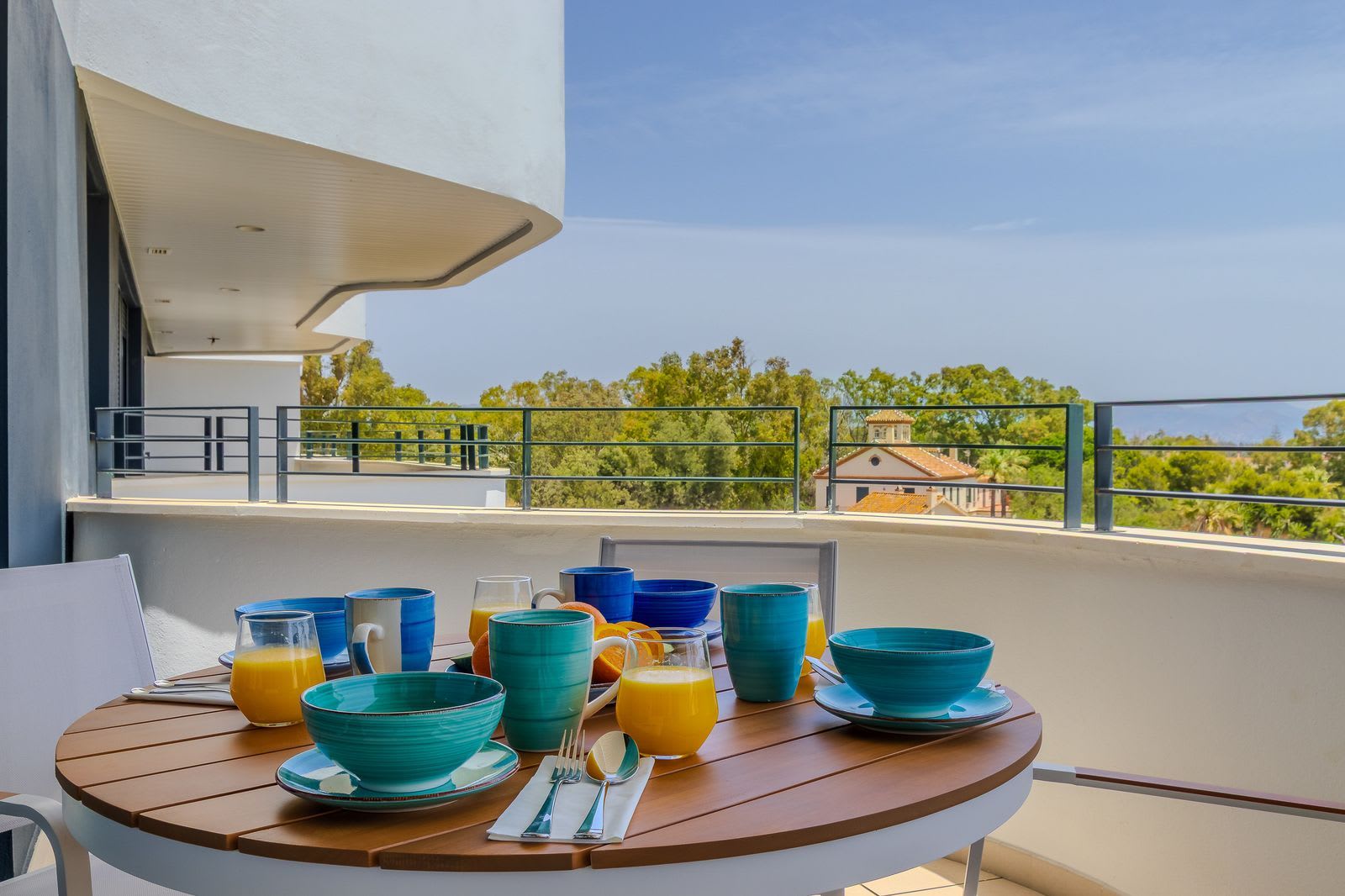 Leilighet midt i bygget til salgs i Torremolinos, Bilde 3
