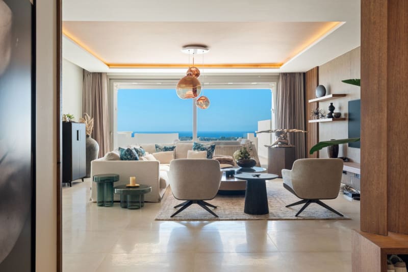 Penthouse til salgs i Nueva Andalucía