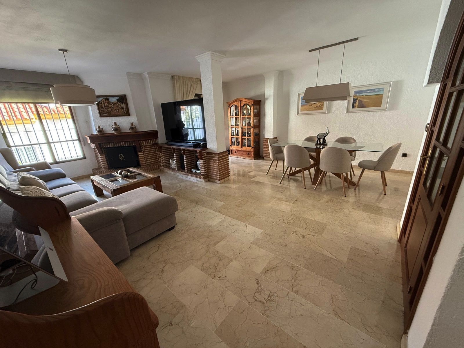 Rekkehus til salgs i Las Mesas, Estepona, Bilde 3