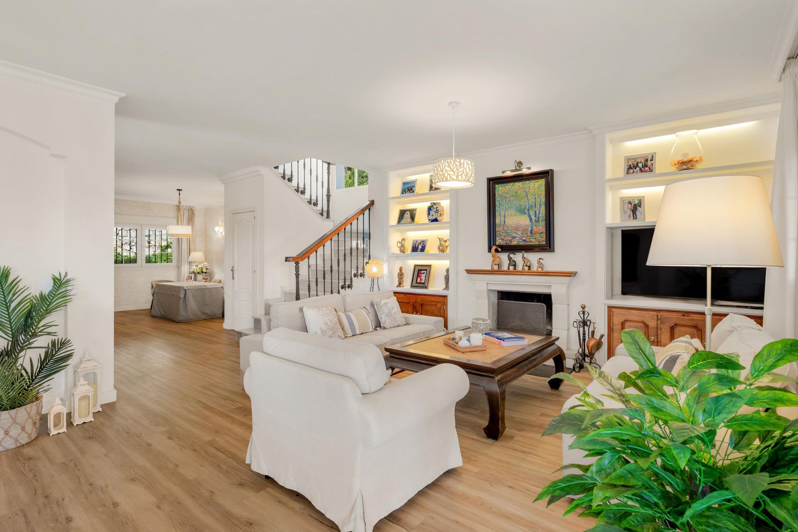 Villa til salgs i Estepona, Bilde 3