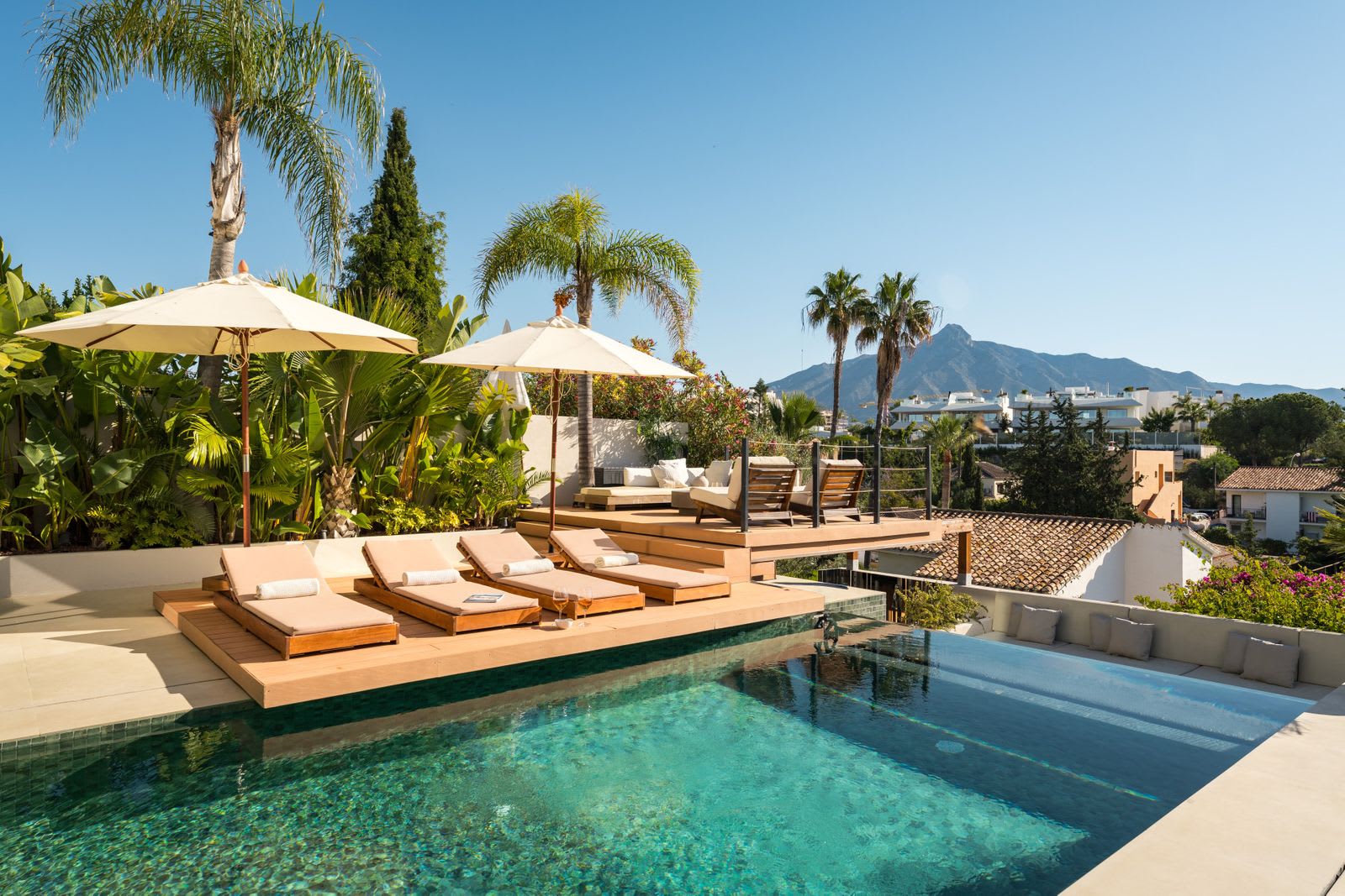 Villa til salgs i Nueva Andalucía, Bilde 3