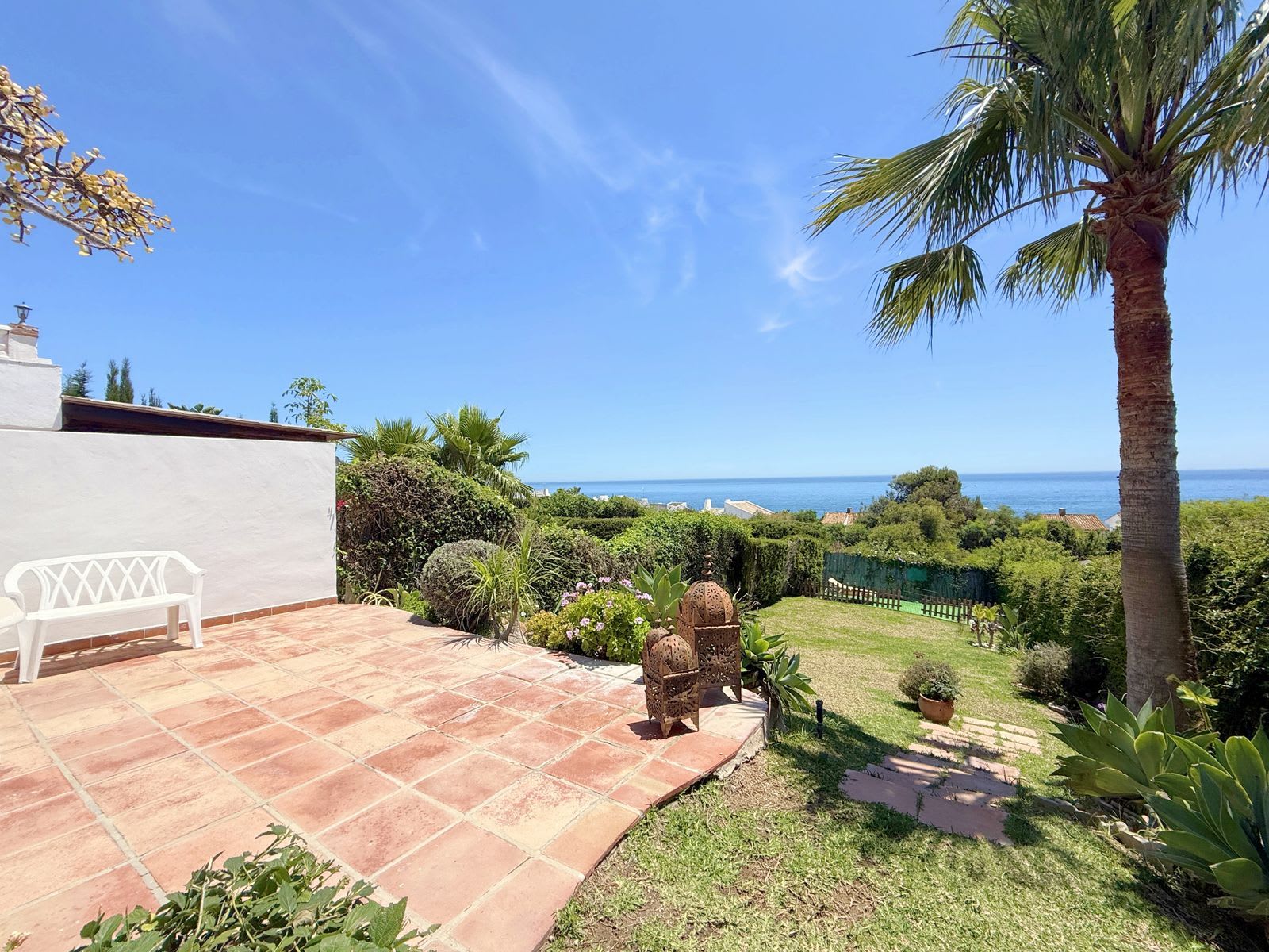 Tomannsbolig til salgs i Bahía Dorada, Estepona, Bilde 3