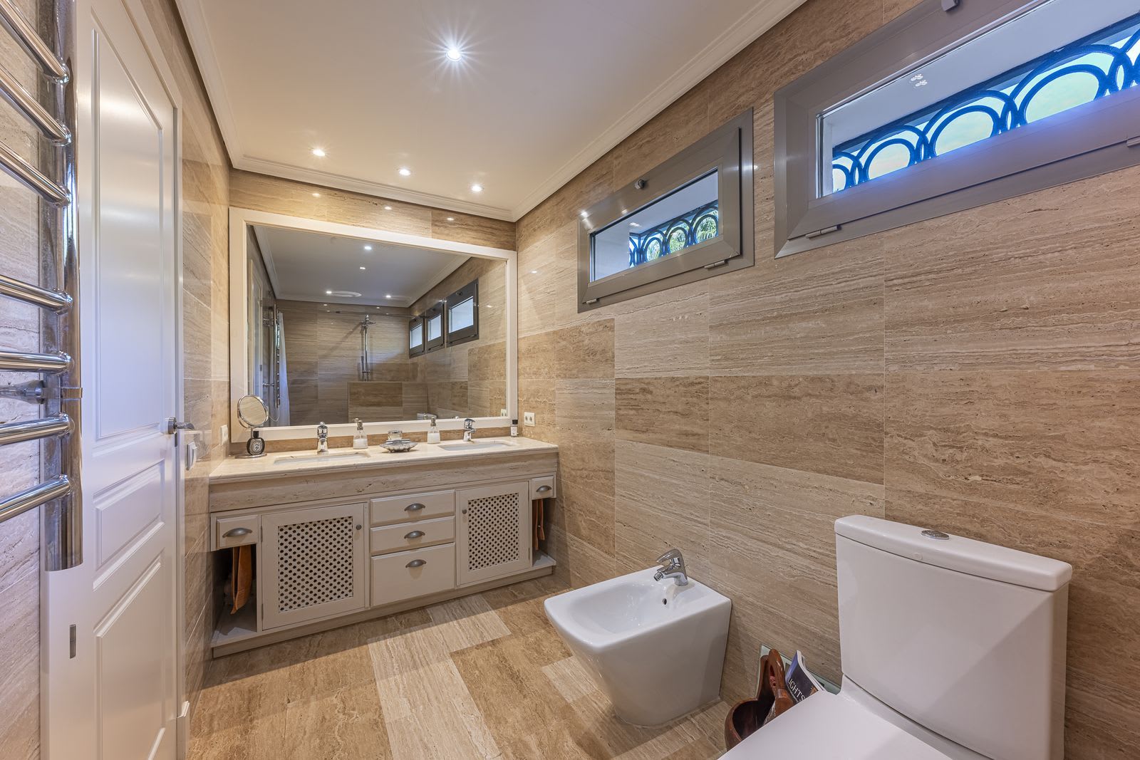Villa til salgs i Los Monteros, Marbella, Bilde 3