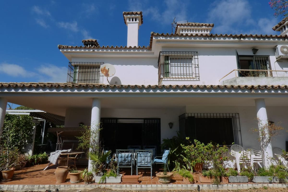 Villa til salgs i Marbella, Bilde 3