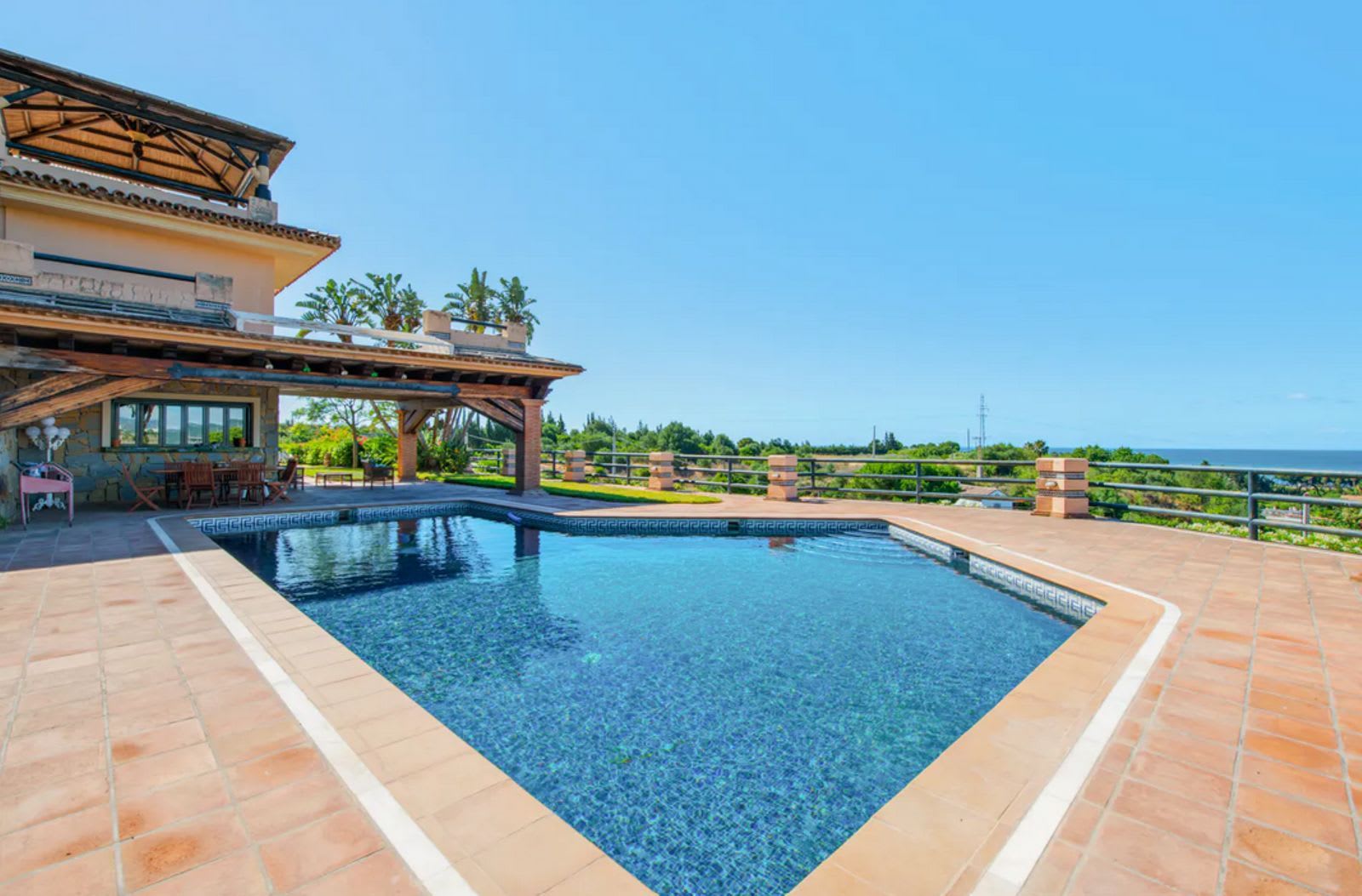 Villa til salgs i Reinoso, Estepona, Bilde 3