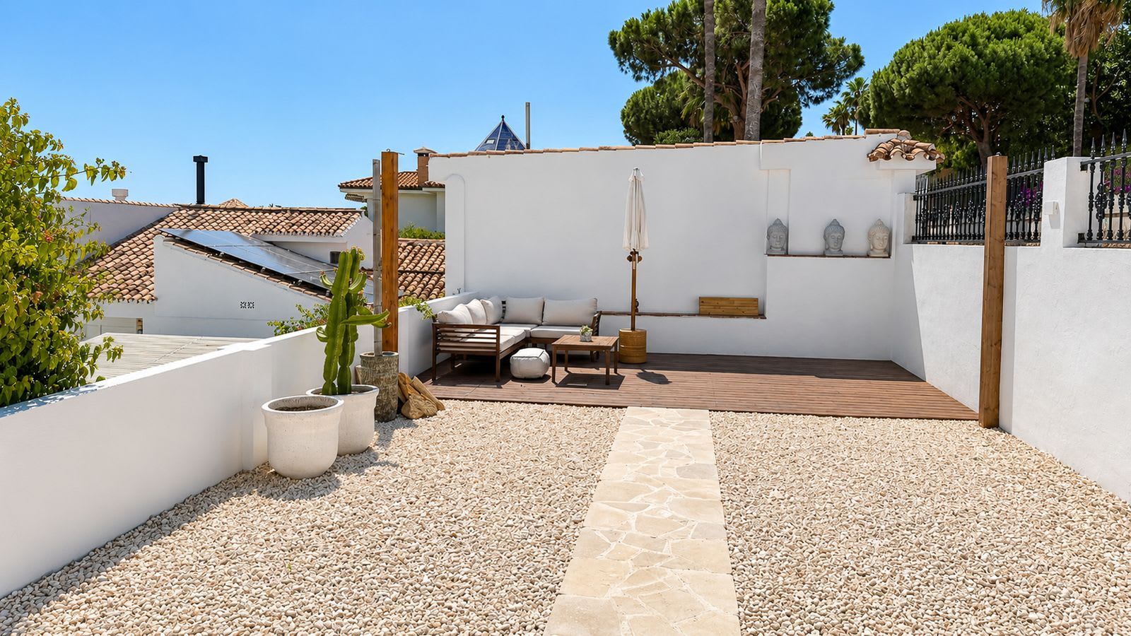 Frittliggende villa til salgs i Torrequebrada, Bilde 3