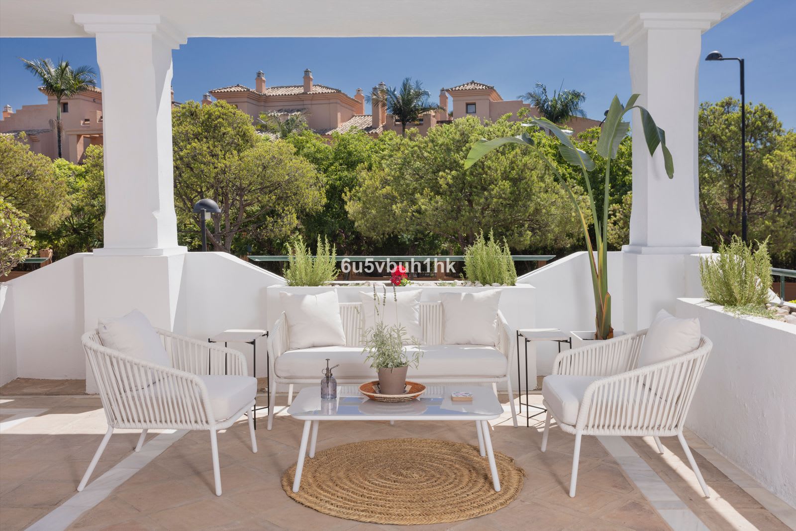 Leilighet i første etasje til salgs i Estepona, Estepona East, Bilde 2