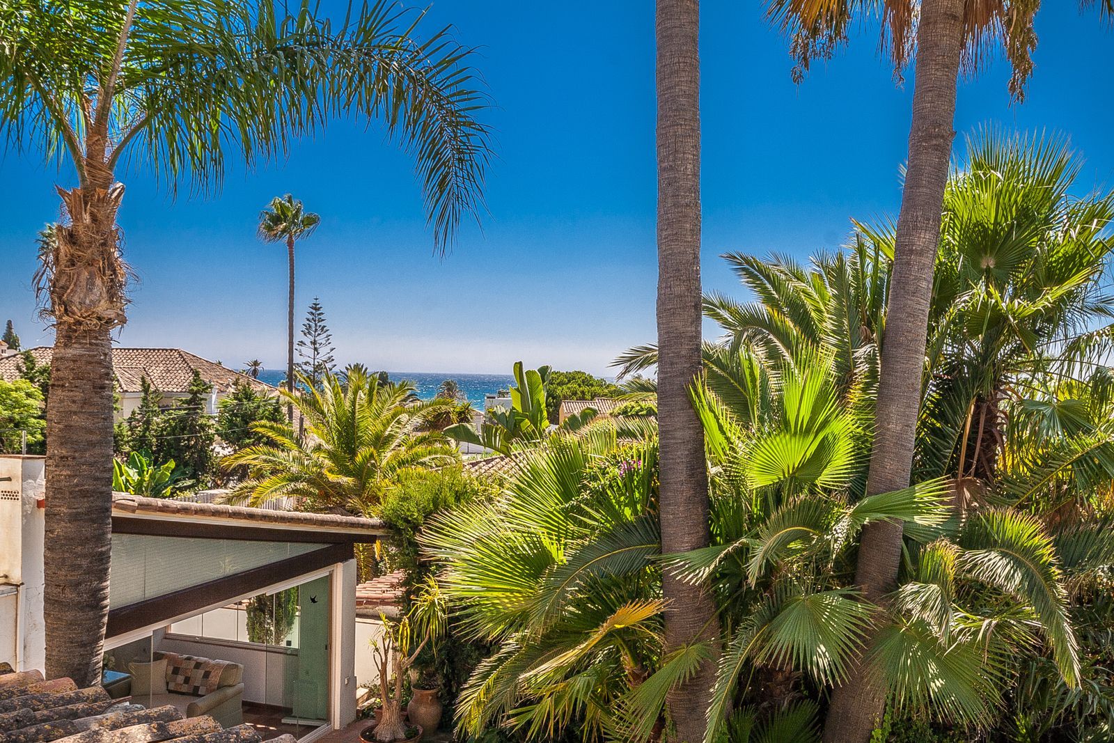 Frittliggende villa til salgs i Marbesa, Bilde 2