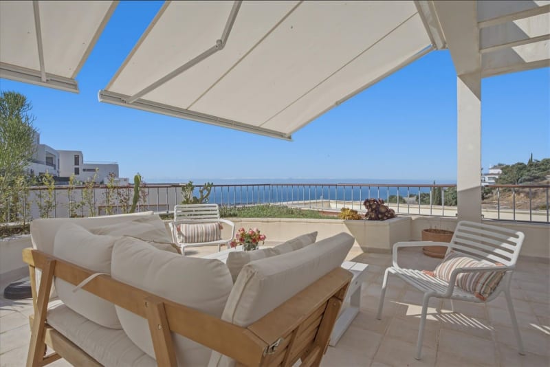 Duplex-penthouse til salgs i Altos de los Monteros