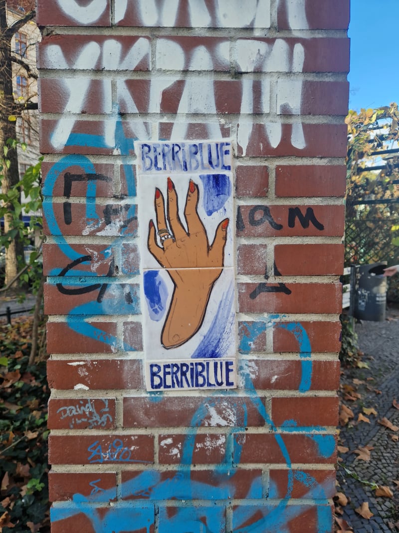 Berlin Hand