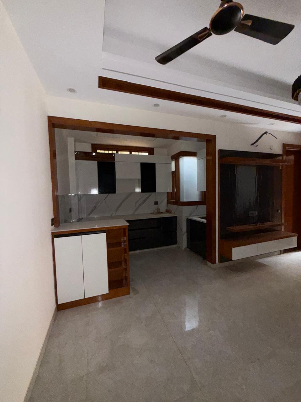 3 BHK Builder Floor in Vaishali (2nd floor) - Image 3