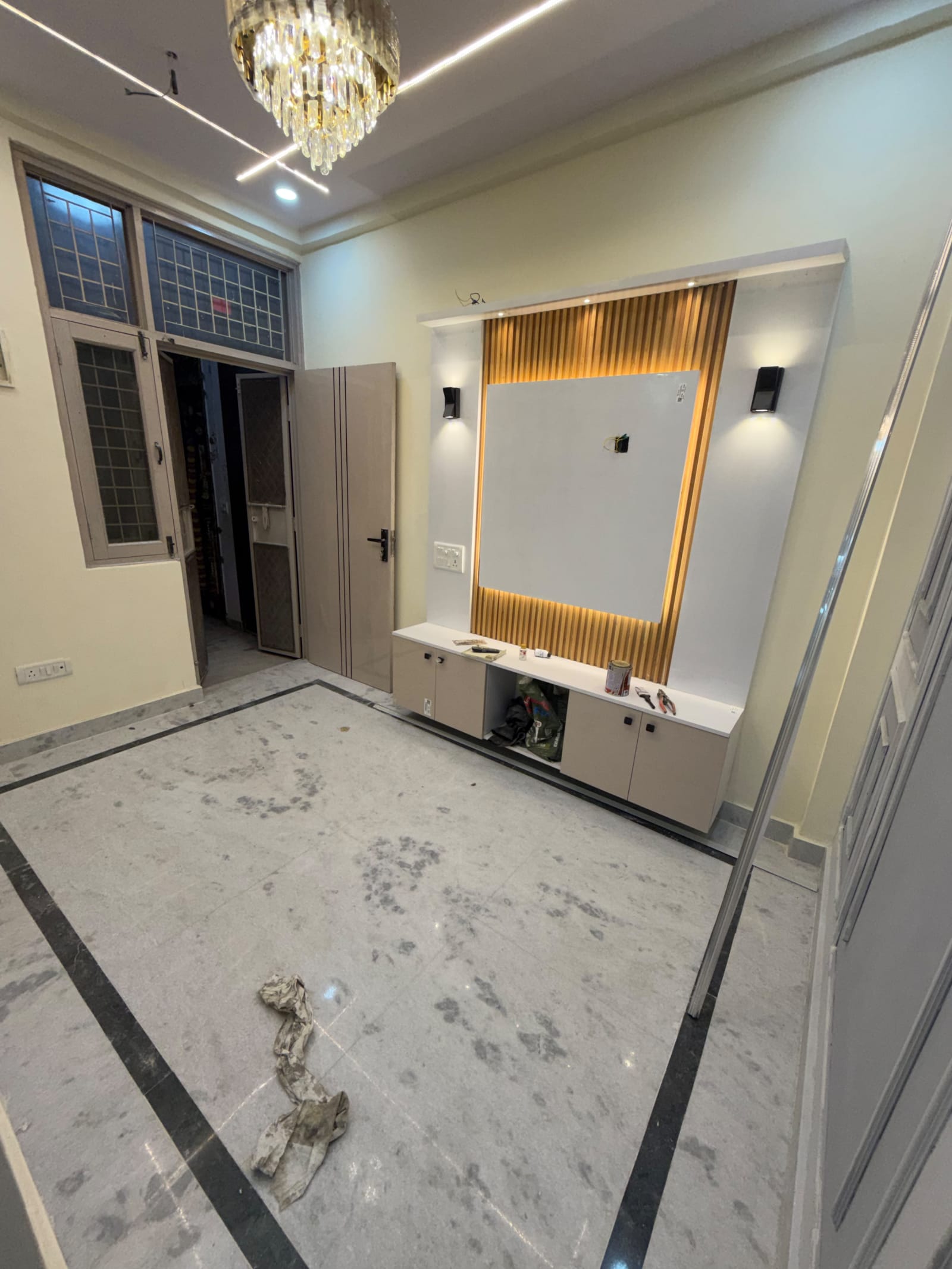 1 BHK Flat in Vaishali Sector 2A (1st floor) - Image 5