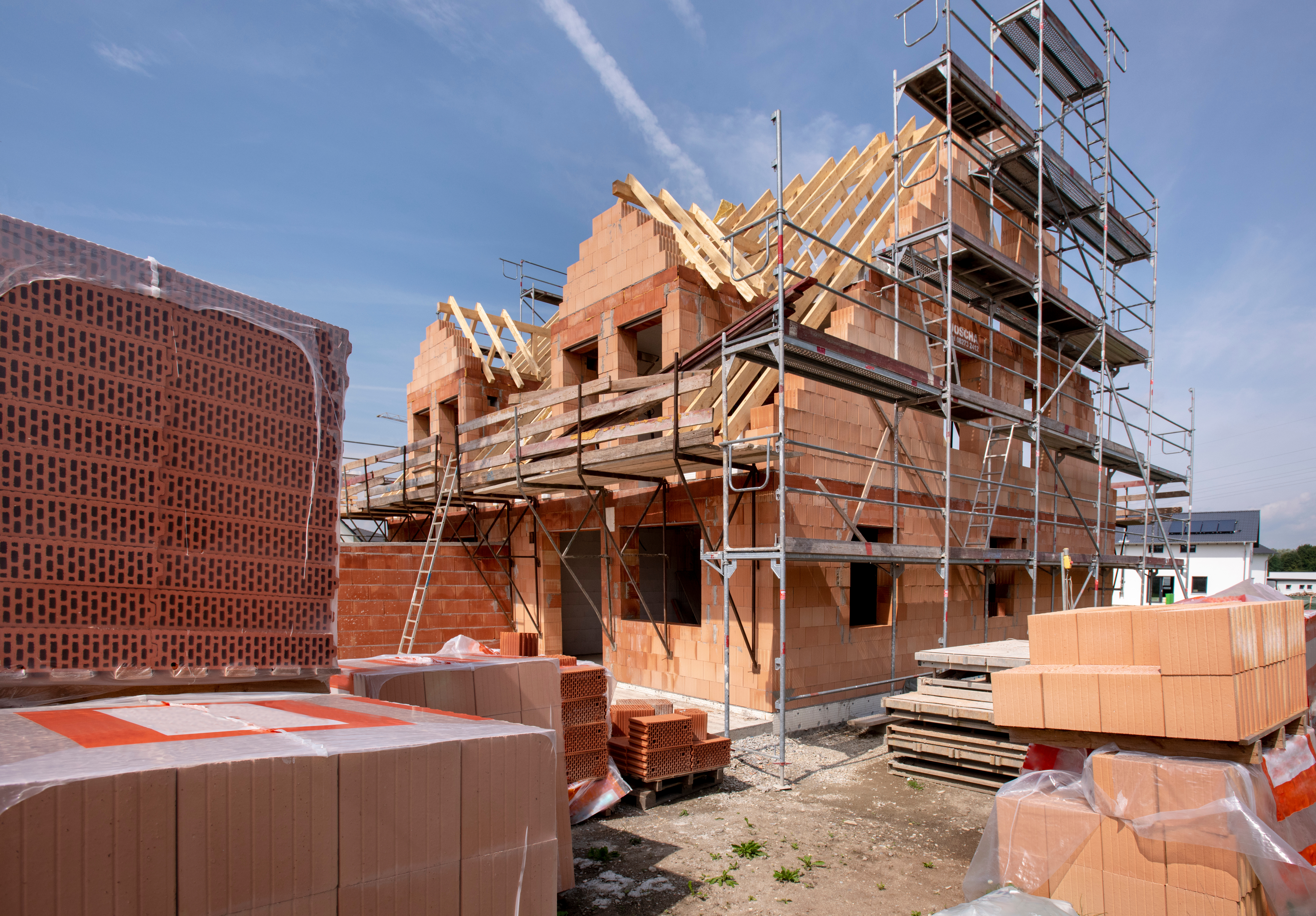 LGW Group Expands with Multi-Crete Acquisition