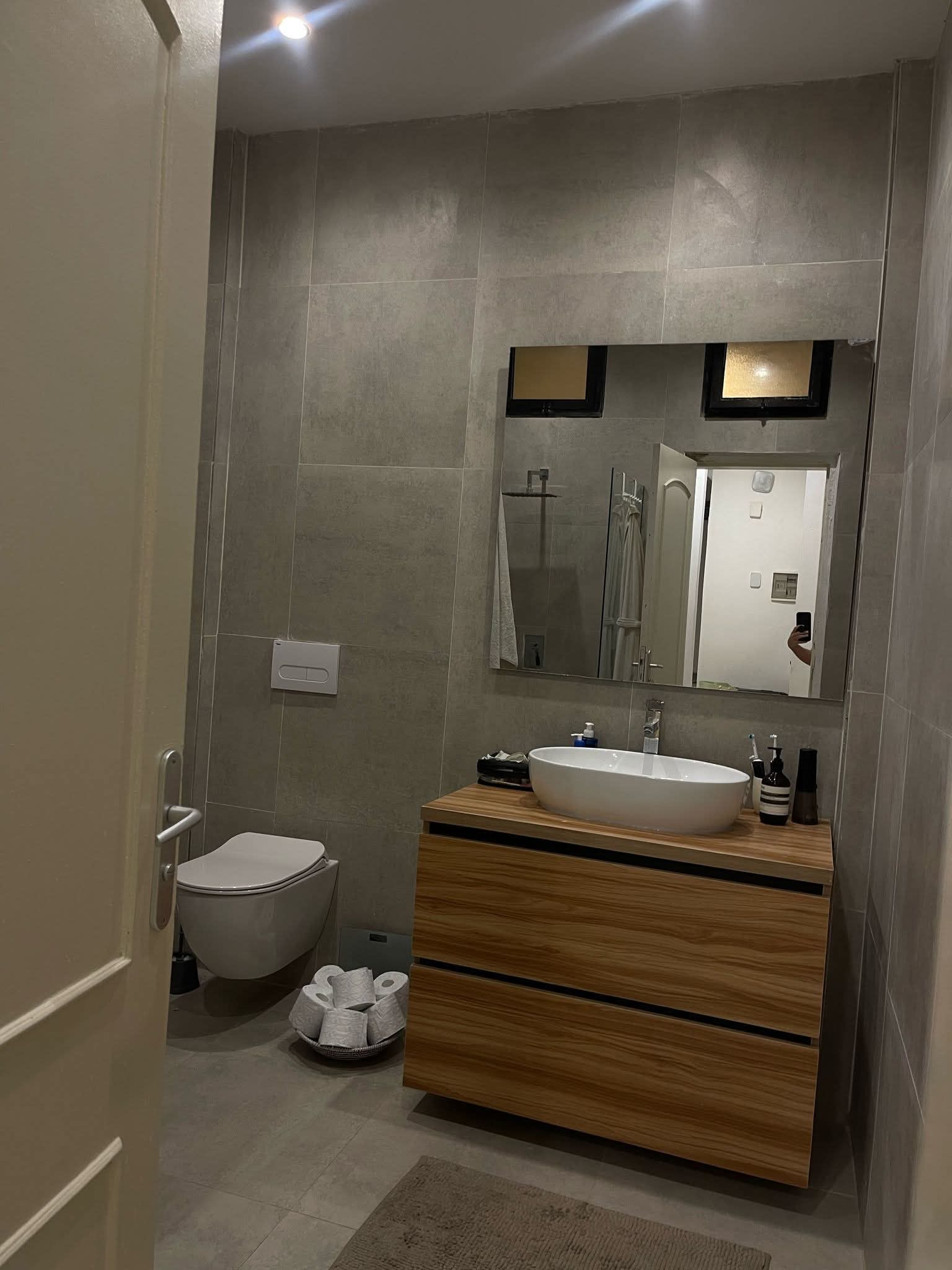 À LOUER – Appartement F3 meublé– Ngor Almadies En face du Stade de Ngor