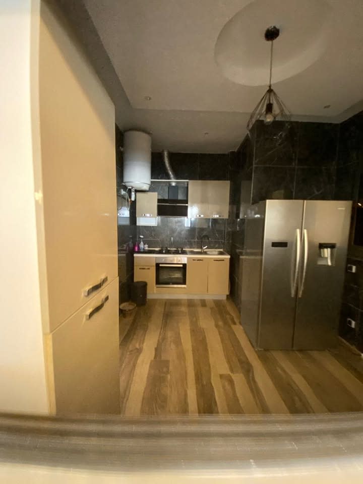 À VENDRE – F3 MEUBLÉ AUX ALMADIES