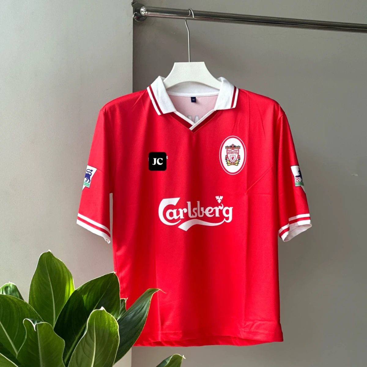 Owen // Red #10