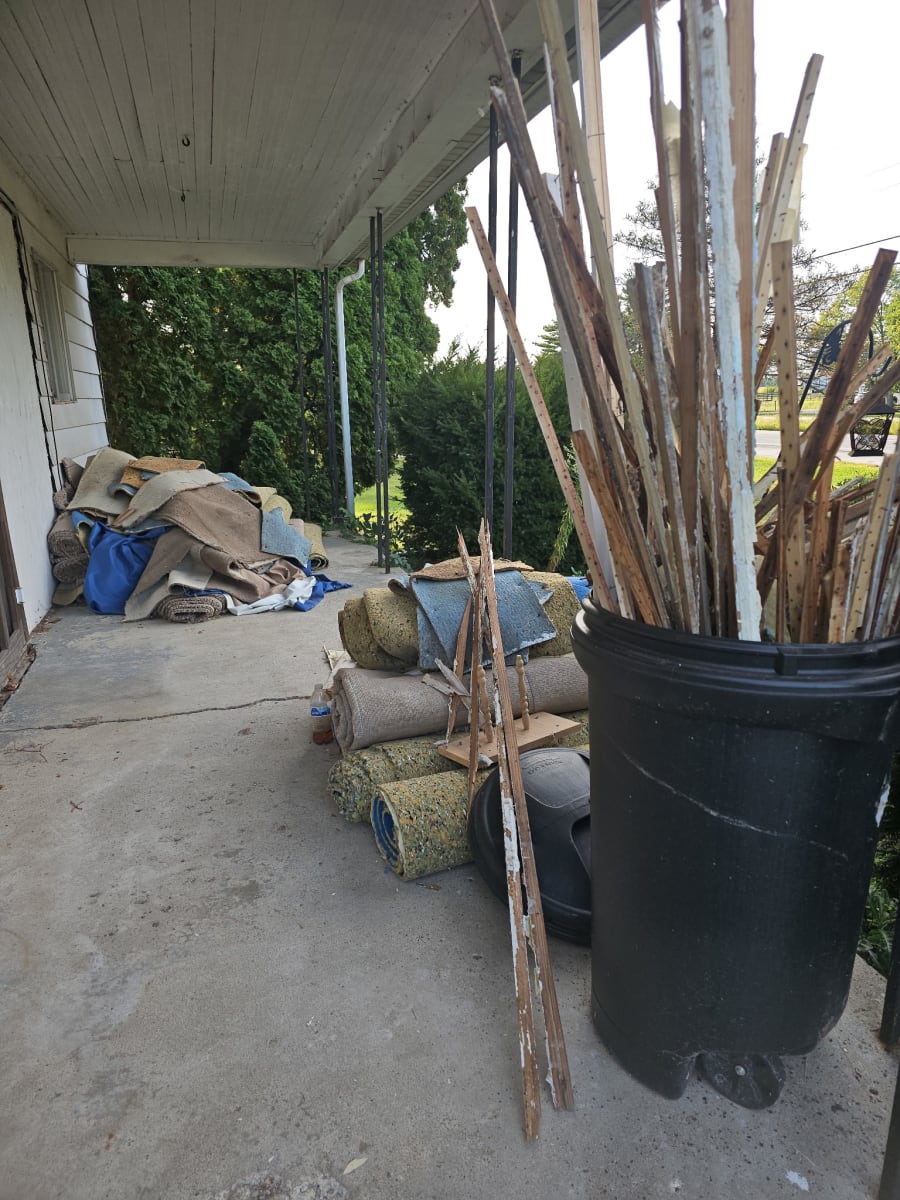 Before junk removal - Jake Hauls Junk