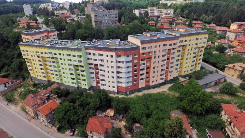 Изпълнение на Инженеринг - ул. Смърч № 21-31