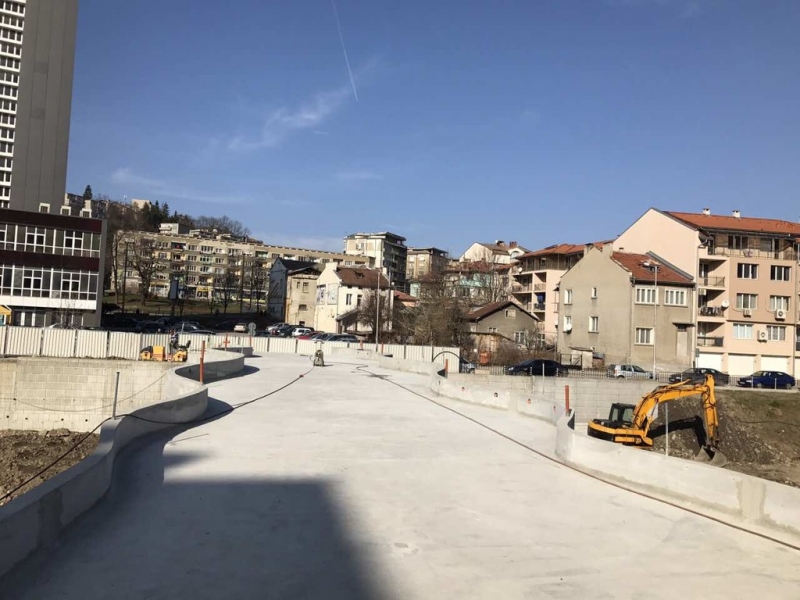 Изграждане на пешеходен мост над река Янтра - Снимка 9