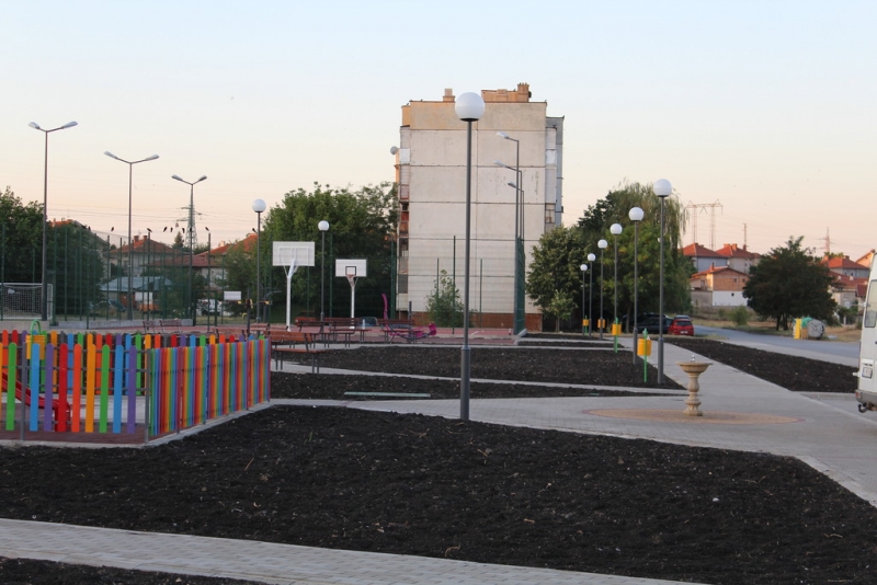 Открита детска и спортна площадка - Снимка 11