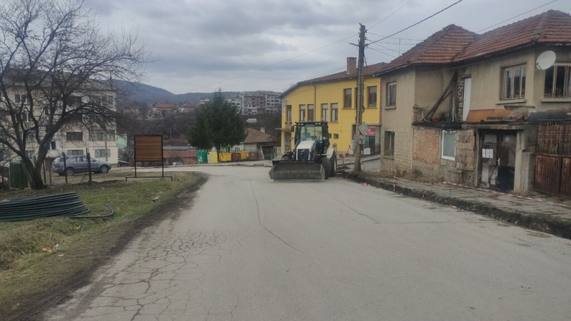 Реконструкция на участък от общински път GAB2270 - Снимка 11