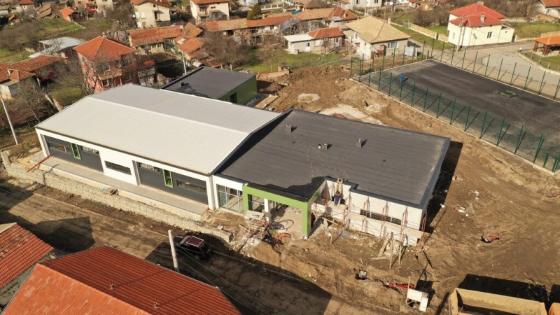 Изграждане на Спортен комплекс - Снимка 11