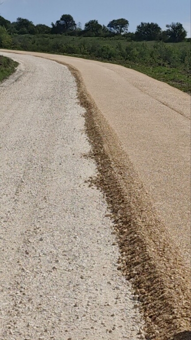 Реконструкция на участък от общински път - Снимка 11