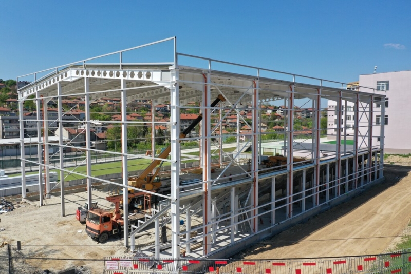 Многофункционална спортна зала - Снимка 12