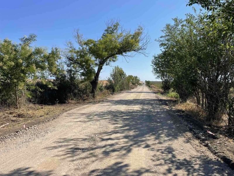 Реконструкция на участъци от общински път - Снимка 12