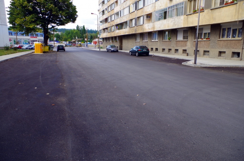 Благоустрояване на жилищна територия - Снимка 13