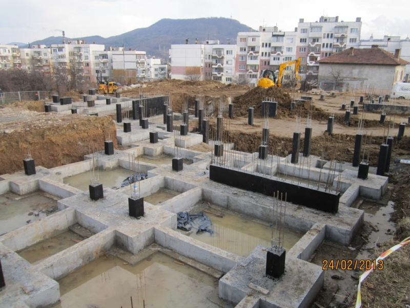 Изграждане на център за настаняване от семеен тип кв. Трендафила - Снимка 16