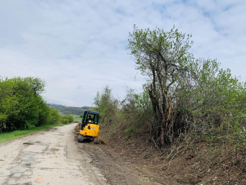 Реконструкция на общински пътища - Снимка 16